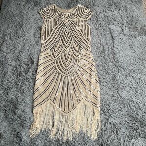 Flapper Dress Womens Size Medium Lined Fringe Beaded Sequins Cream Silver